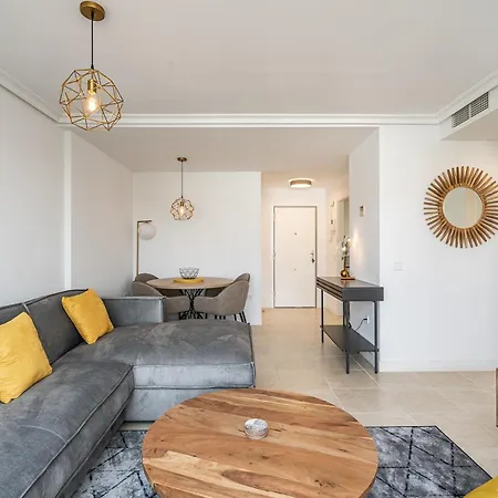 Apartment Fantastico En Sunset Golf, Estepona
